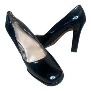 Burberry Black Patent Leather Round Toe Classic Pumps Heels Shoes Size 40